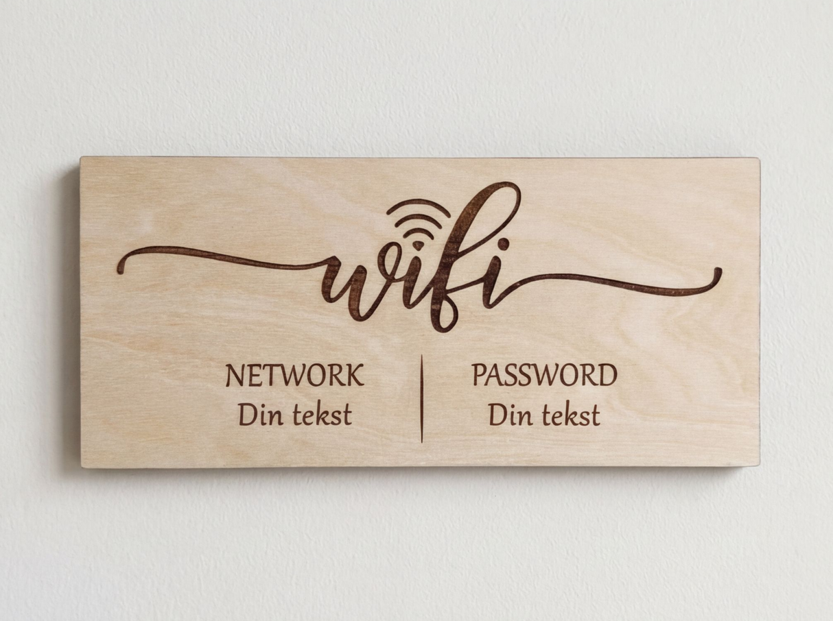 WiFi skilt i træ med personlig indgravering