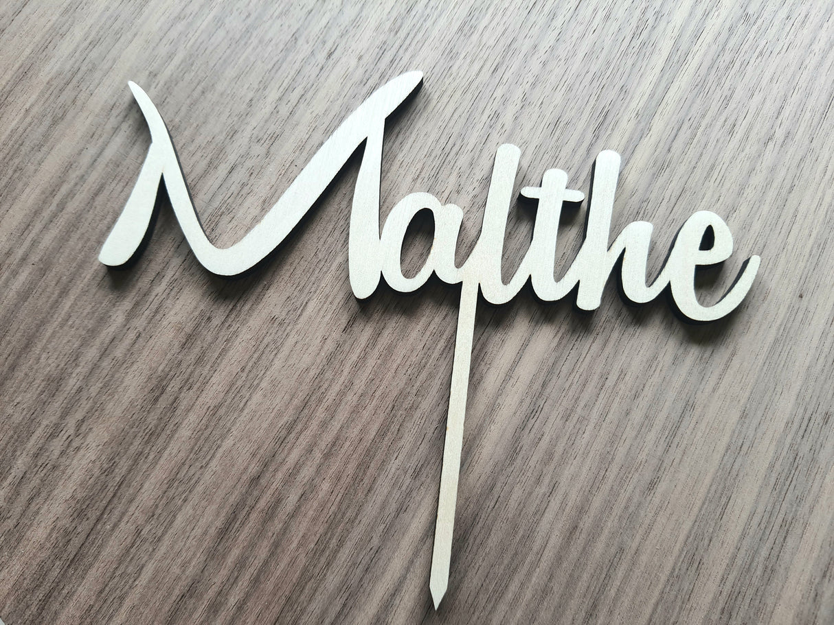 Personlig Kage topper med navn i træ