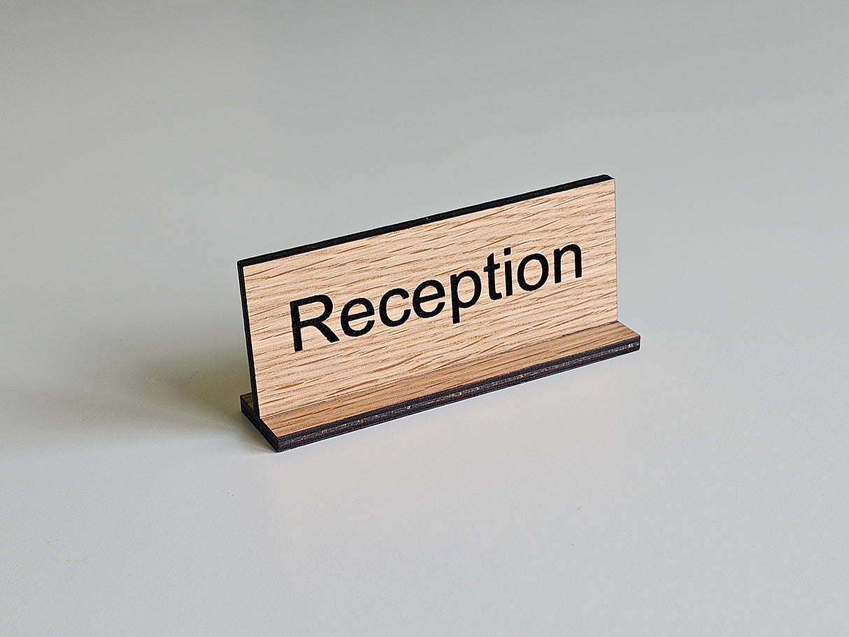 Reception bordskilt – Evaro
