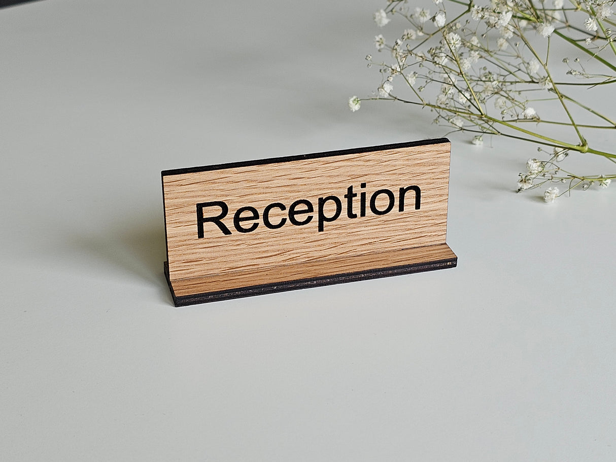 Reception bordskilt – Evaro