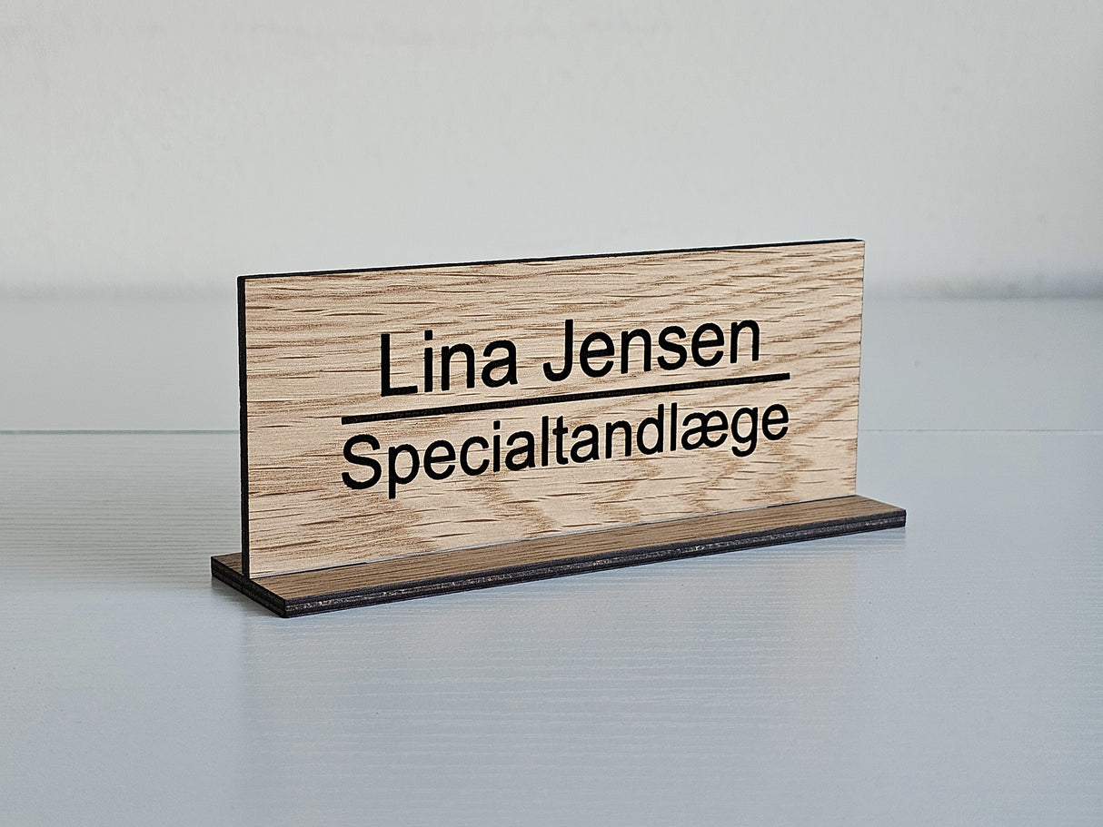 Navneskilt til bord - Design B