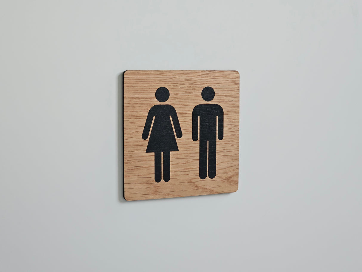 Herre og dame Toiletskilt i egetræ - Design A