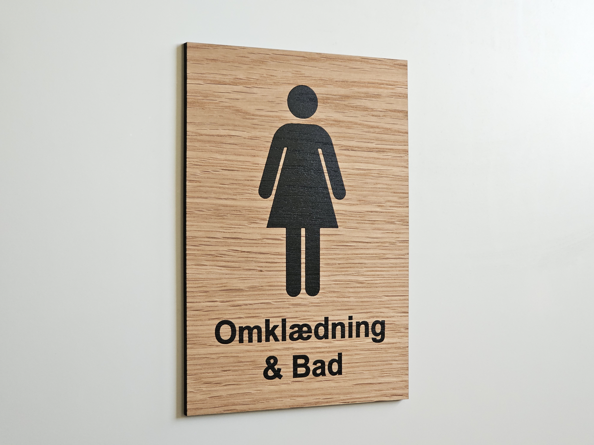 Omklædning & Bad skilt i egetræ | Damer