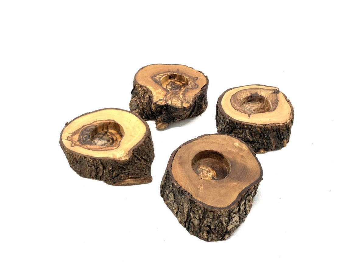 Rustikt Æggebæger i Oliventræ