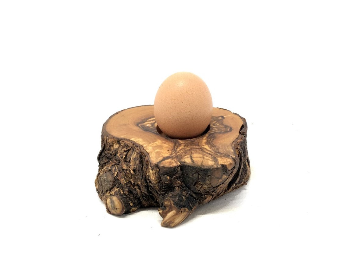 Rustikt Æggebæger i Oliventræ