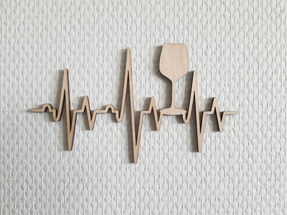 Vægdekoration til køkkenet i træ - Vin Hjerteslag