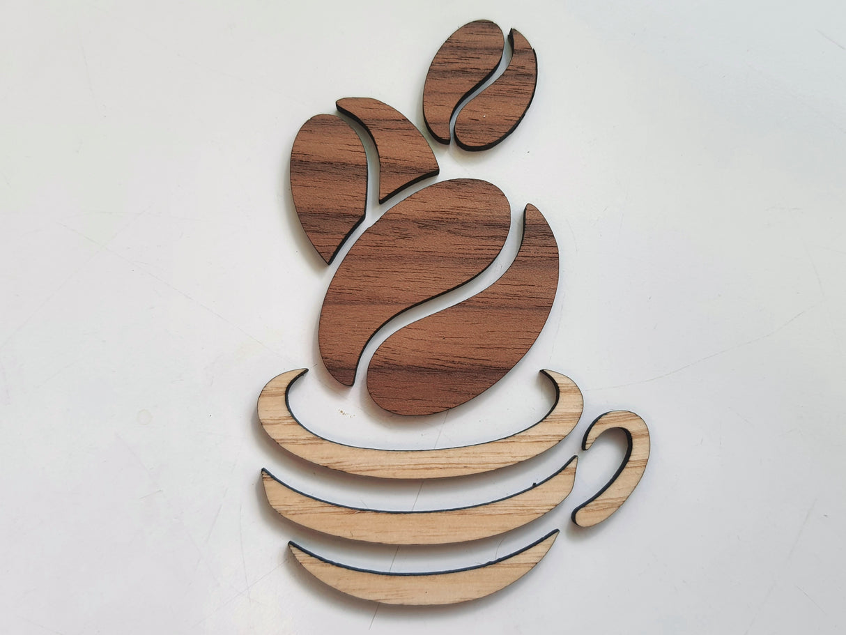 Kaffekop i Valnøddetræ og Asketræ - Vægdekoration