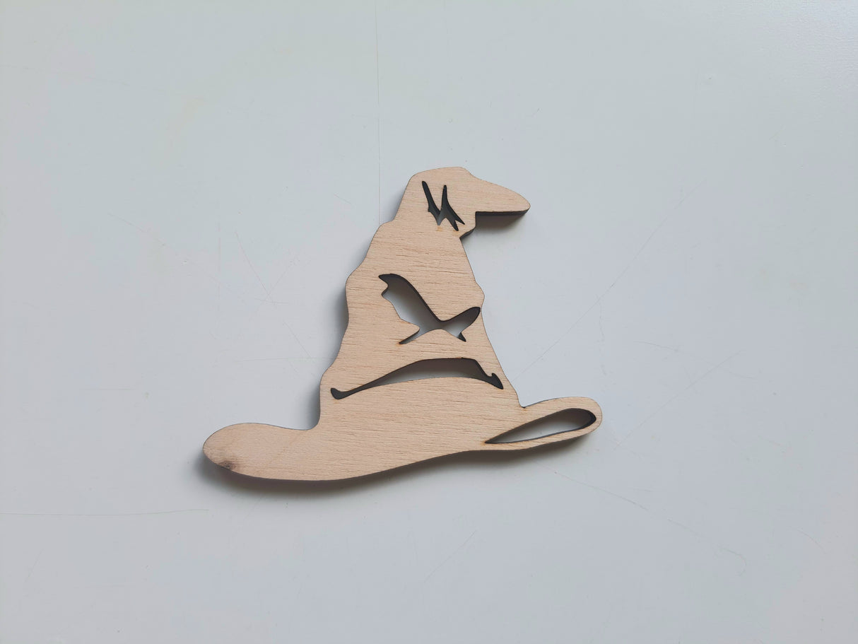 Harry potter sorteringshatt i træ - Vægdekoration