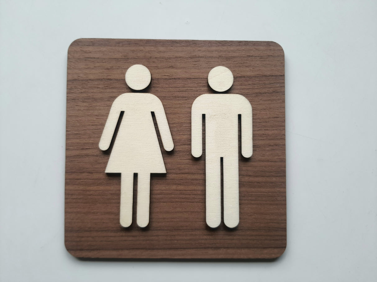 Toiletskilt i træ med nordisk design – til væg eller dør