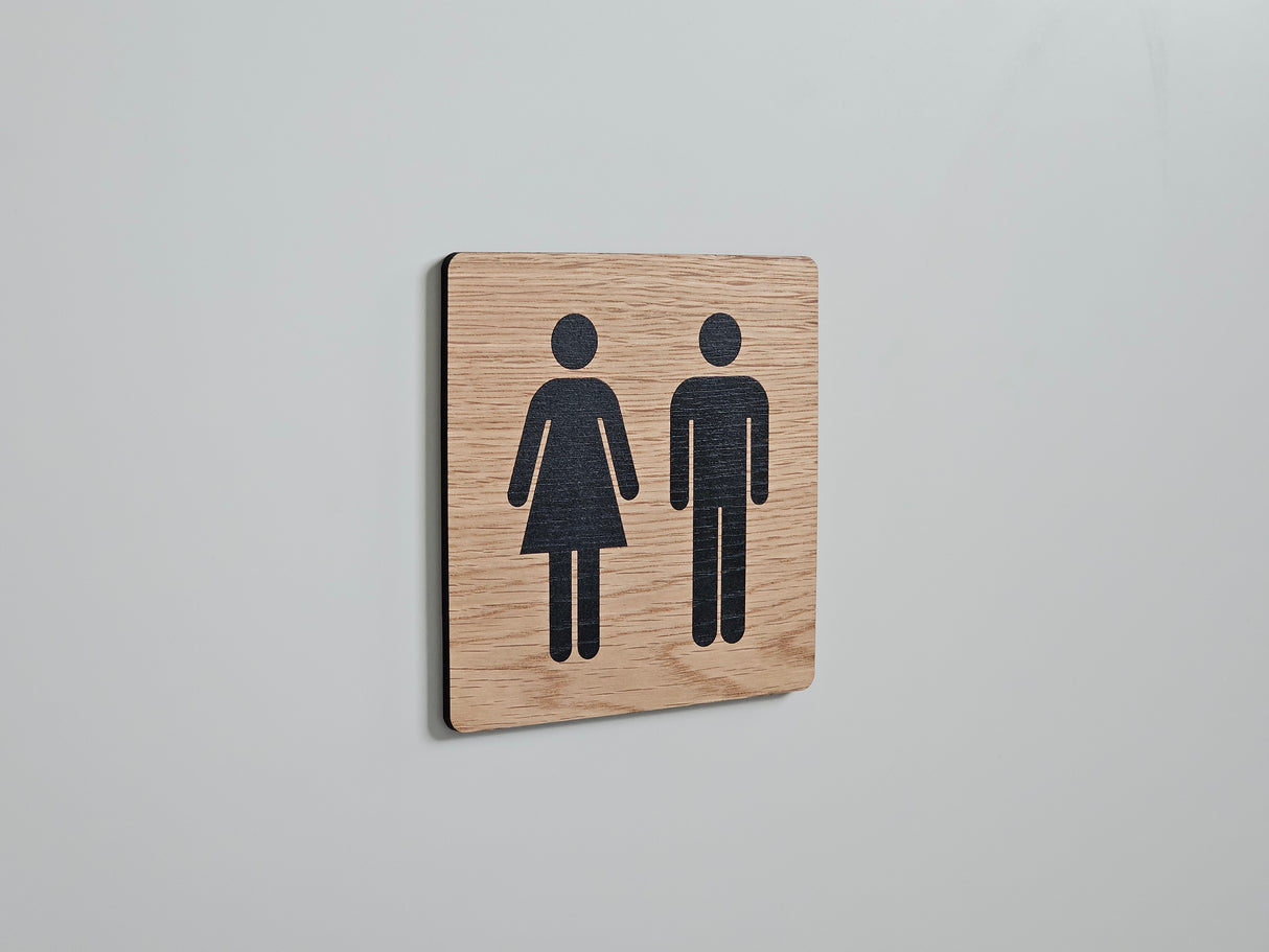 Herre og dame Toiletskilt i egetræ - Design A