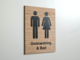 Omklædning & Bad skilt i egetræ | Damer & herrer