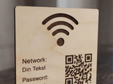 Personlig WiFi QR Kode skilt med gratis indgravering