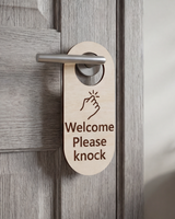 Welcome Please knock - Dørhænger i træ
