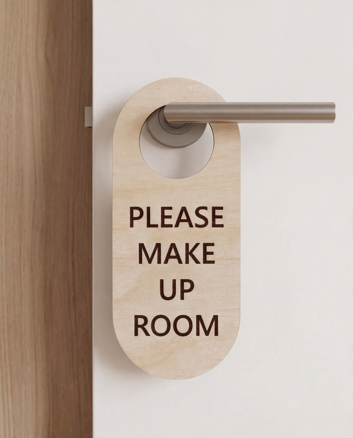 Please make up room - Dørhænger i træ